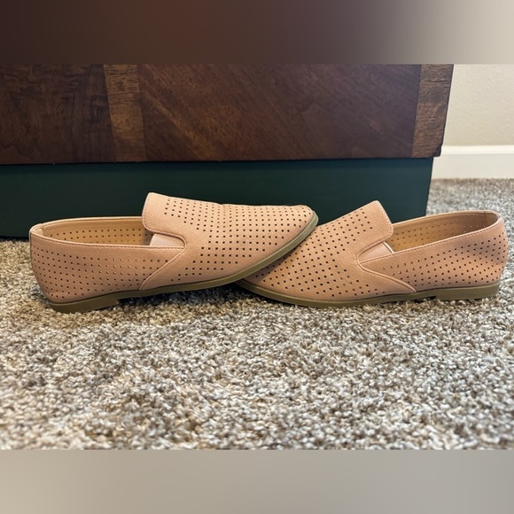 Journee Collection Brown Lucie Loafer Flats Size 7 - Picture 4 of 7